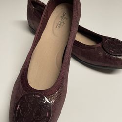 Women’s Flats, Size 9.5