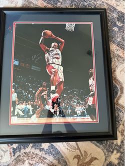 Houston Rockets Signed 16x20 Photo Framed NBA Hologram #(contact info removed)59 26x29