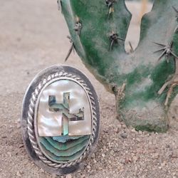 Old Pawn  Ring With Mother Of Pearl 