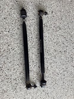 Polaris RZR XP 1000 kryptonite heavy duty tie rods.