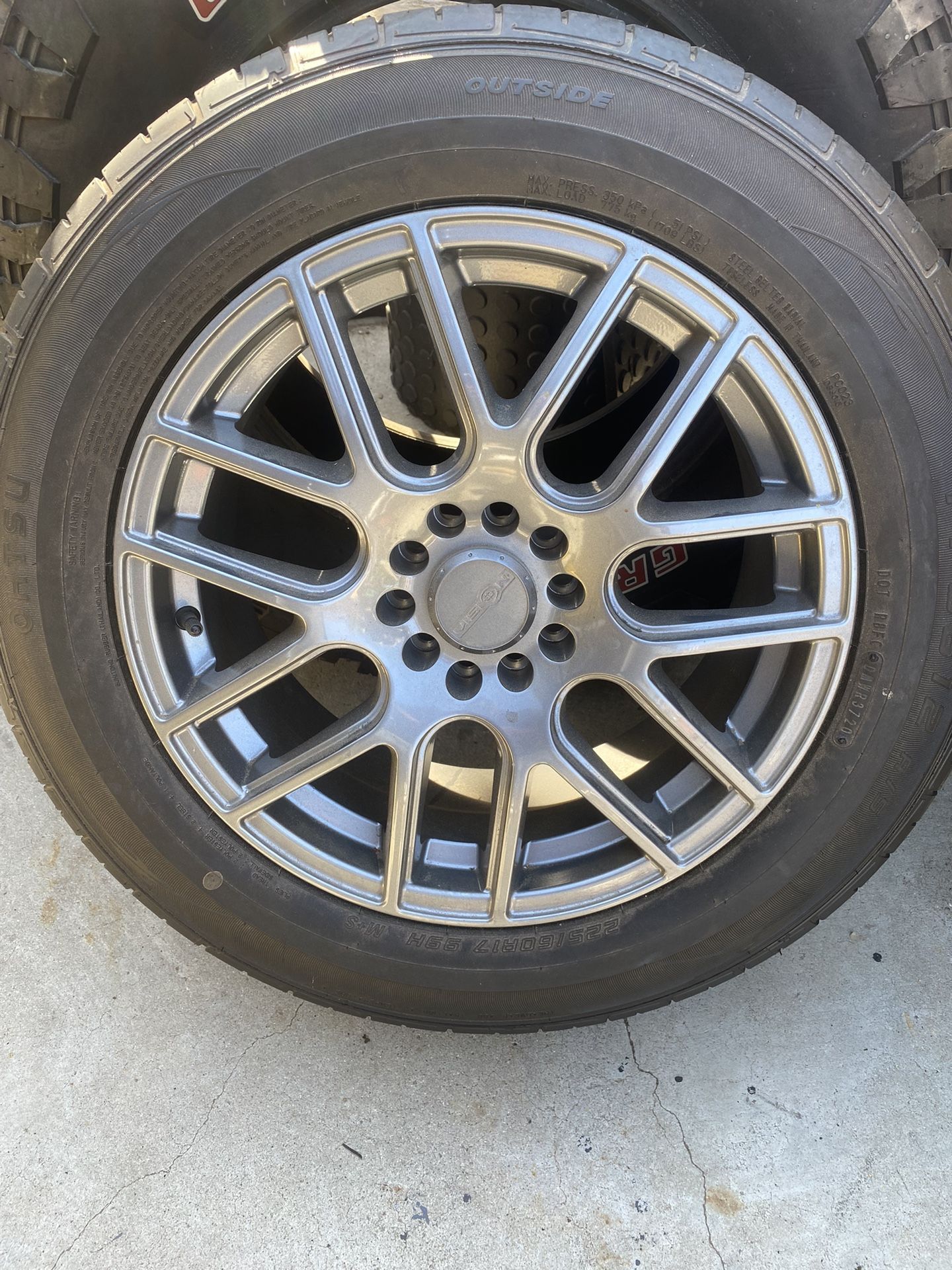 New 5 Lug Universal 5x110 Bolt Pattern (1 Wheel And Tire )