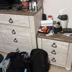 6 Drawer Dresser And Matching Nightstand