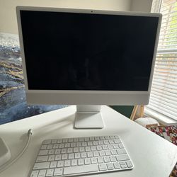 MAC Desktop Computer 