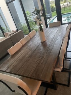 Restoration hardware table