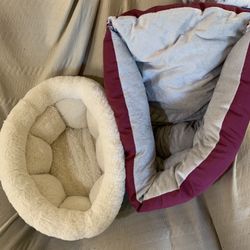 Dog Beds. Brand New. 20.00 EACH. FIRM