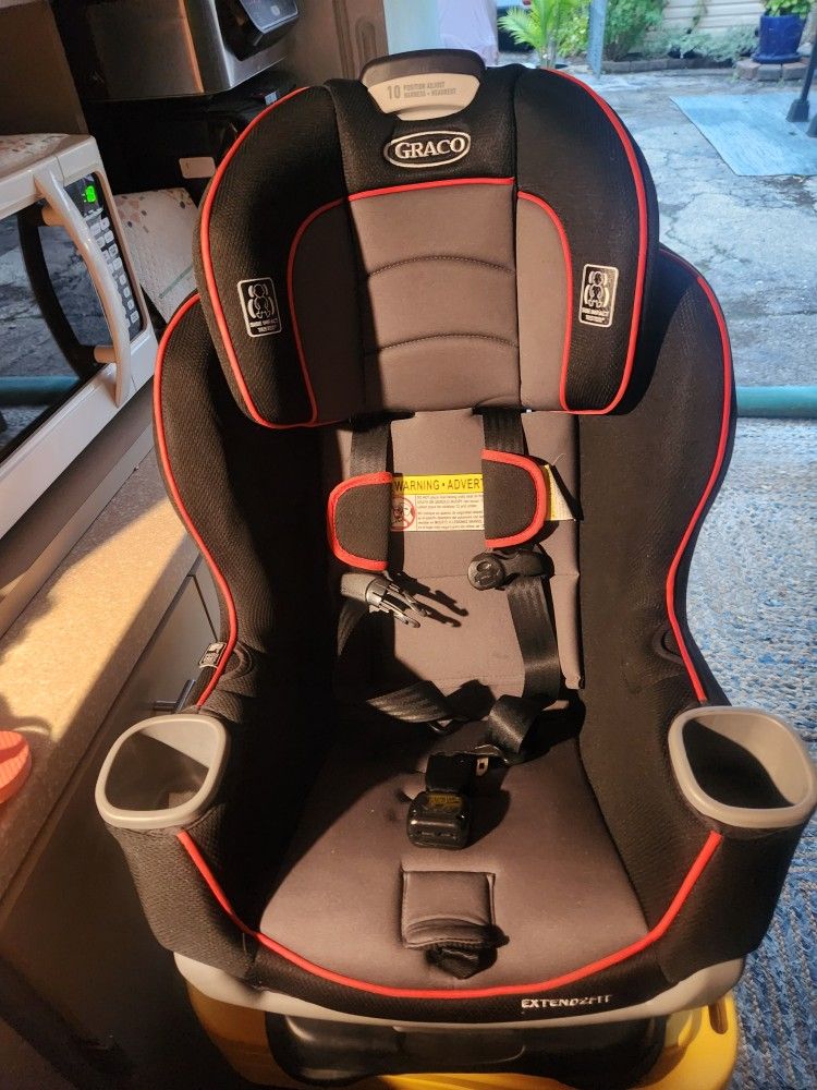 Graco Extend2 Fit Carseat