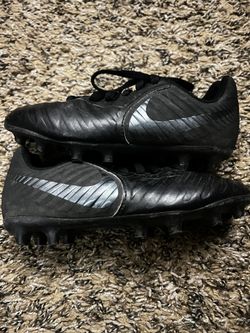 Bots Cleats