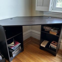 Corner Desk