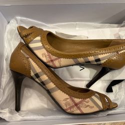 Burberry Woman Shoes