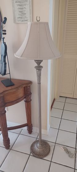 Floor lamp