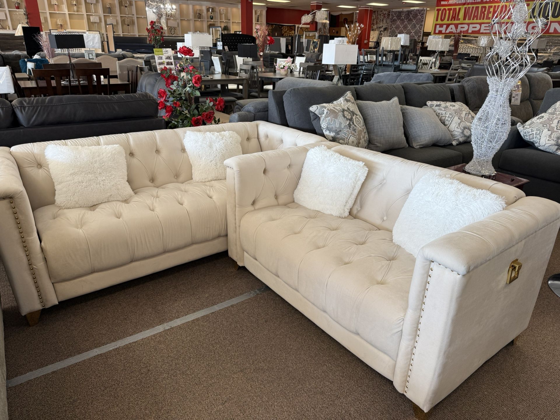 Sofá And Love Seat