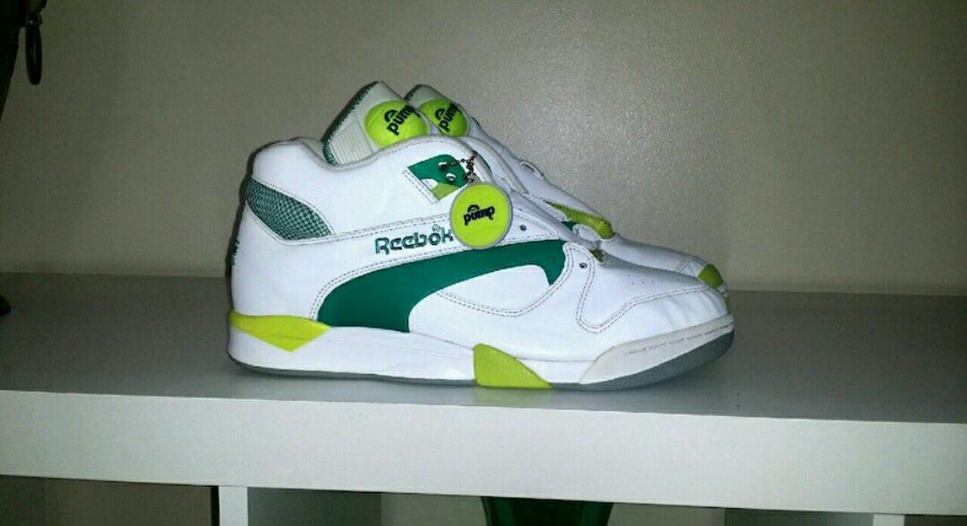 Size 11, tennis ball reebok pumps. Great condition.