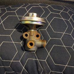 EGR Valve For 1995 Nissan Maxima