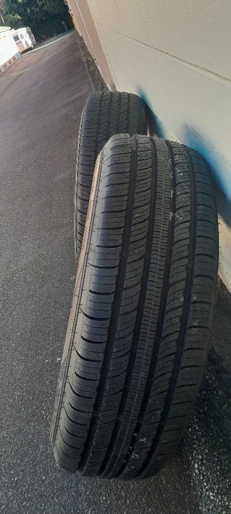 Honda CR-V Tire And Rim