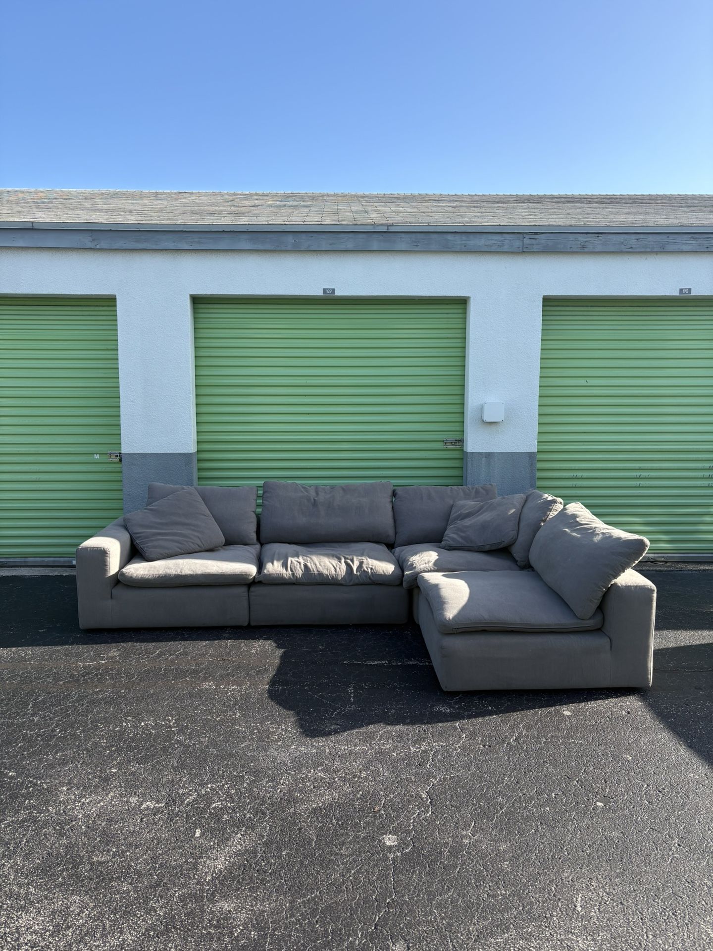 Free Delivery - Cloud Couch