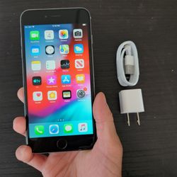 iPhone 6 Plus - UNLOCKED - Like New 