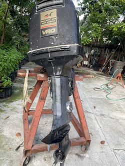 Evinrude 225 VRO  
