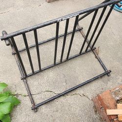 Swagman Park City 6-Bike Rack Stand