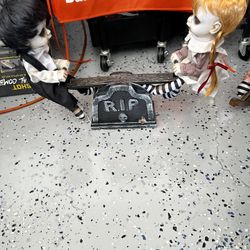 Talking Halloween Animatronics For $20