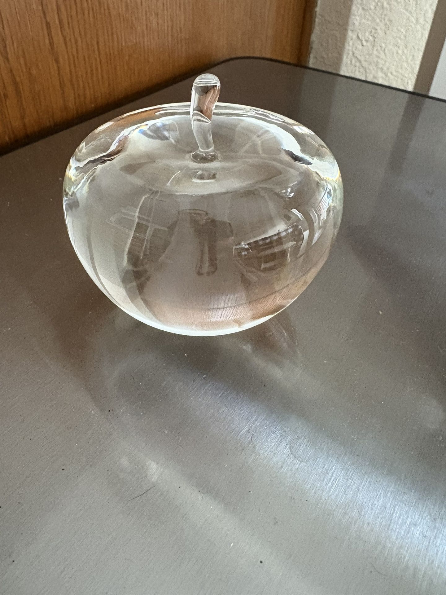 Vintage Crystal Apple- Like new!