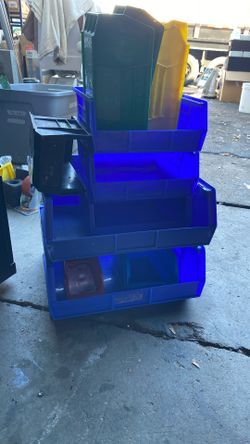 Storage Bins / Containers 