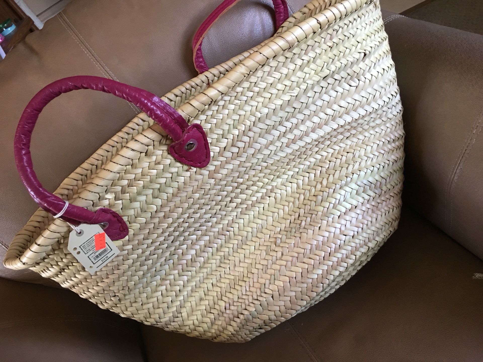 BIG picnic/ beach wicker bag from OLD NAVY new!!