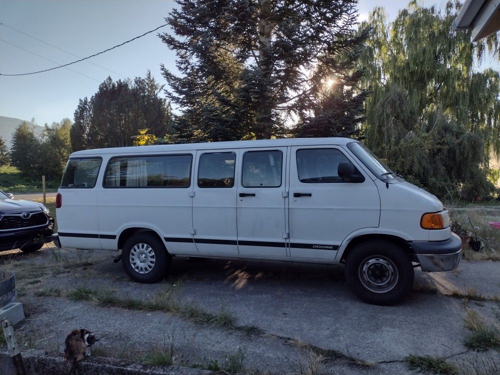 Dodge Camper Van