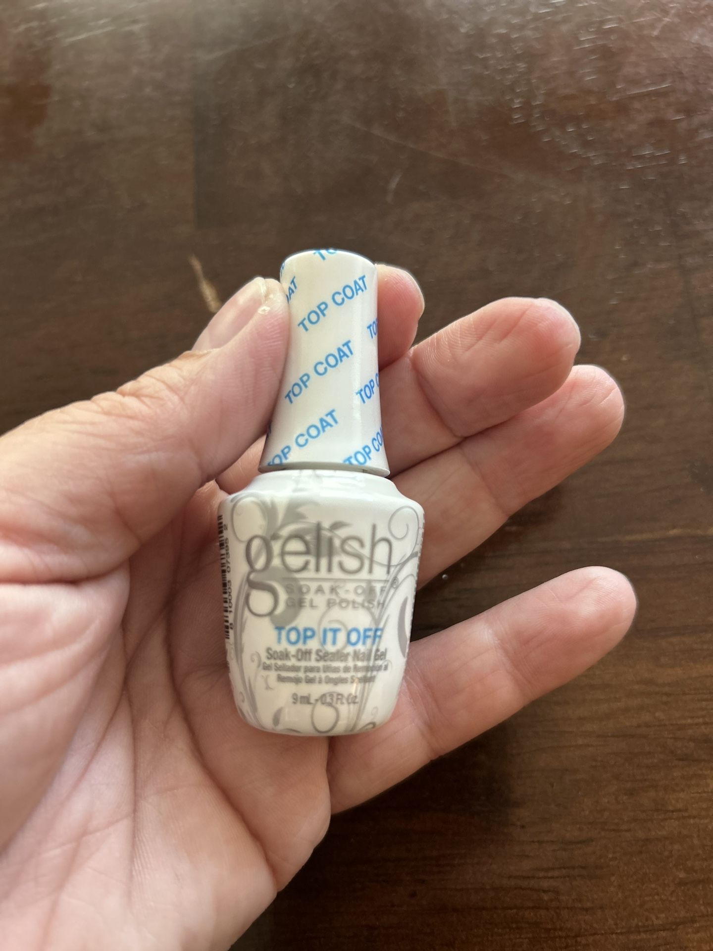 Gelish Top it off soak off gel polish