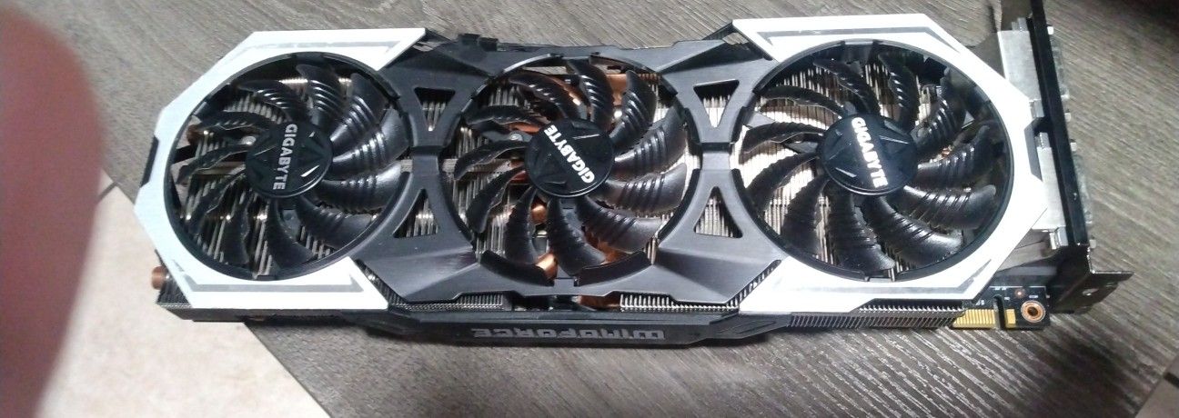 Windforce GV-N98TG1 Gaming-6GD  Graphic Card $70 Firm Puo On 59th Ave In Camelback 