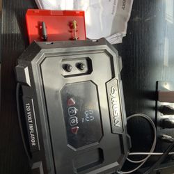 Husky Inflator w Auto Shut Off, With LED Light, Tire inflator w Nozzle&Needle