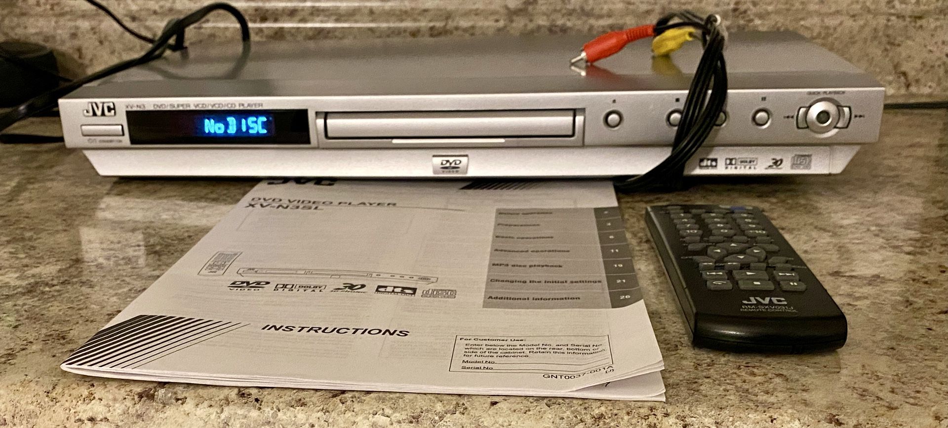 JVC DVD Player With Remote & Manual