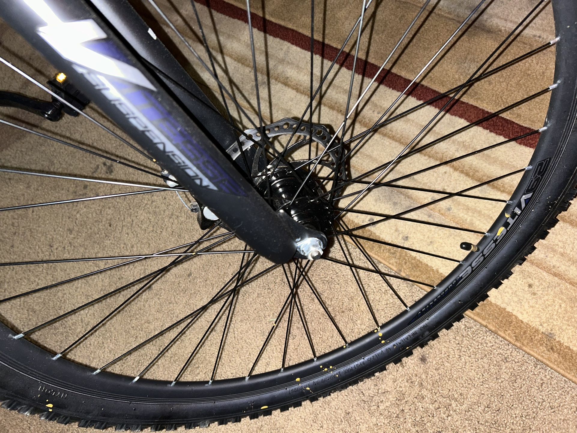 **GENESIS 29M SILVERTON MOUNTAIN BIKE LIKE NEW** for Sale in Portland