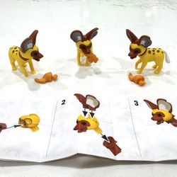 African Wild Dog + Meat (Gumi Yum Surprise - Widlife) Collectible Animal Figurine / Puzzle Toy — with instructions