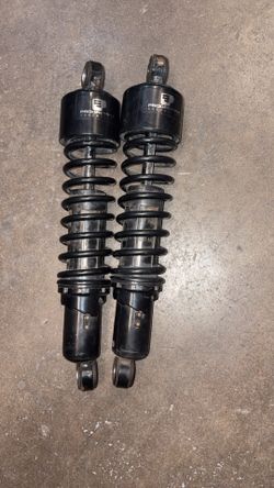 13.5” Progressive Harley Sportster Shocks