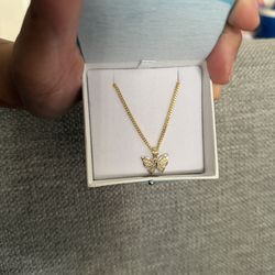 20” Gold Miami Cuban With Beautiful Pendant