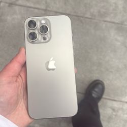 IPHONE 16 Pro Max Used But Perfect Condition For Verizon