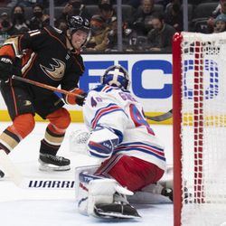 New York Rangers at Anaheim Ducks