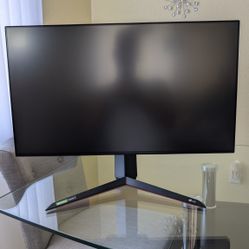 LG UltraGear 4K Gaming Monitor 27"