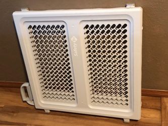 Baby gate
