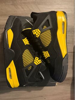 Jordan 4s