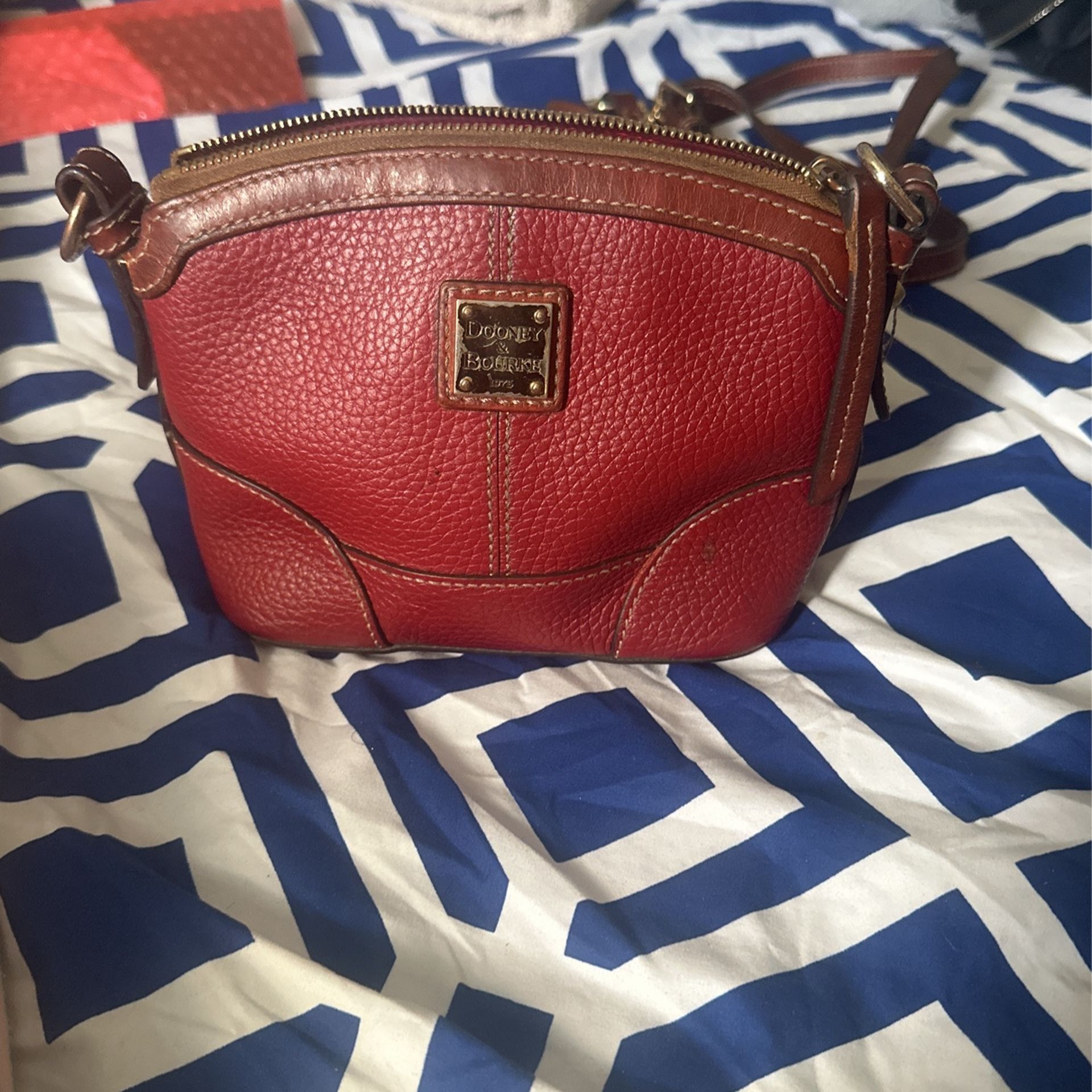 Dooney And Bourke Purse