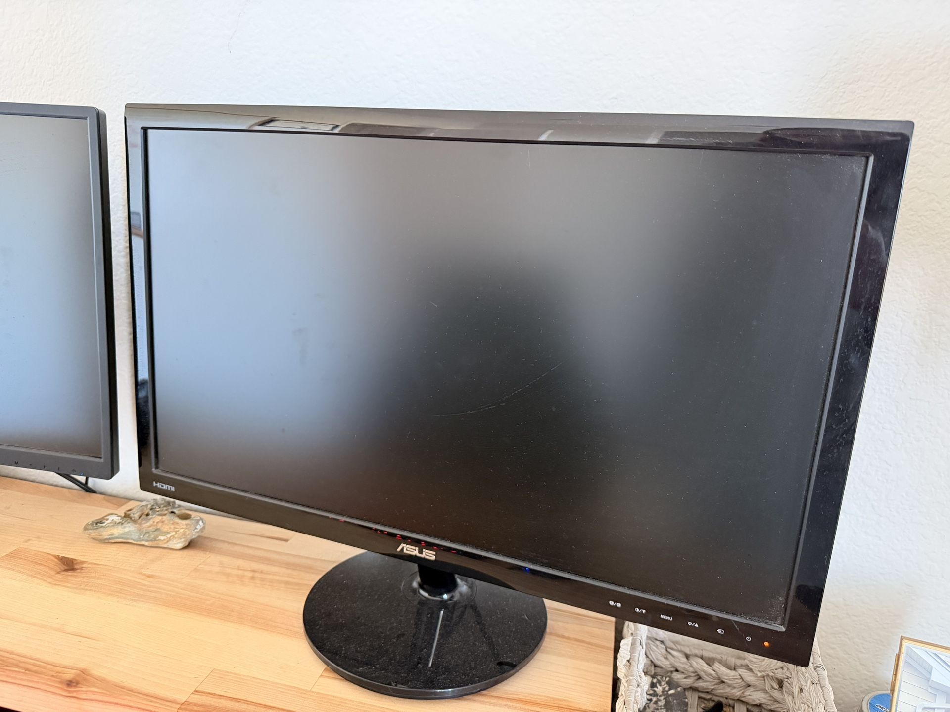 Asus Monitor (27”)