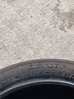 Motorcycle tire
