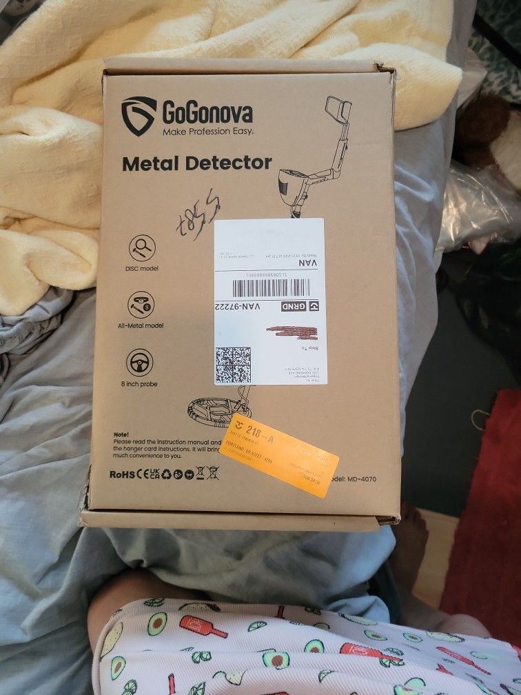 GoGoonova Make Profession Easy Metal Detector MD-4070 Need To Sale Before June 18 If Possible.