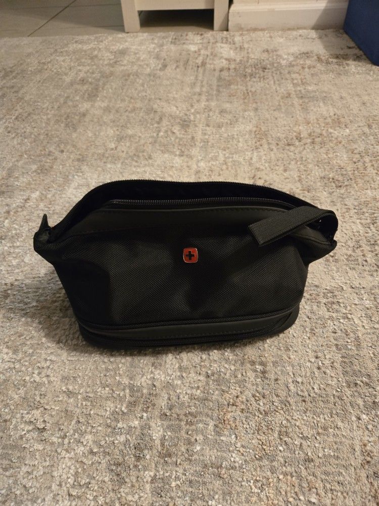 Swiss Gear Toiletry Bag