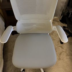 Like New Office Chair