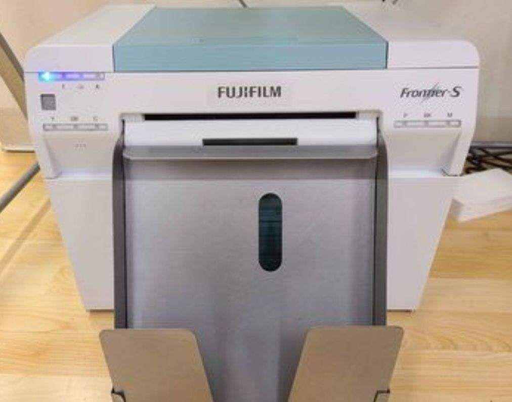 Fujifilm Frontier-S DX100 Inkjet Photo Printer - up to 8x39" Images