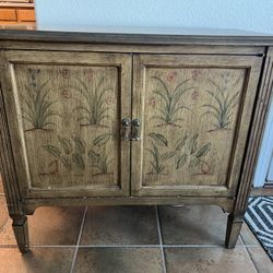 Sideboard/Buffet/Cabinet
