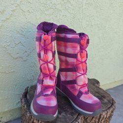 Sizes 1 Girls Snow Boots 