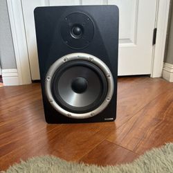 M-audio Speaker